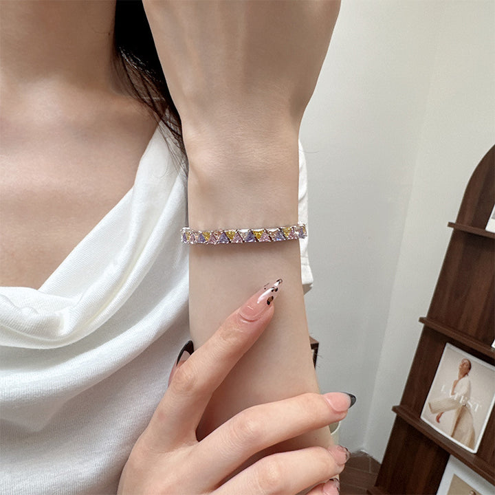 Trianelle Prismatique Bileklik