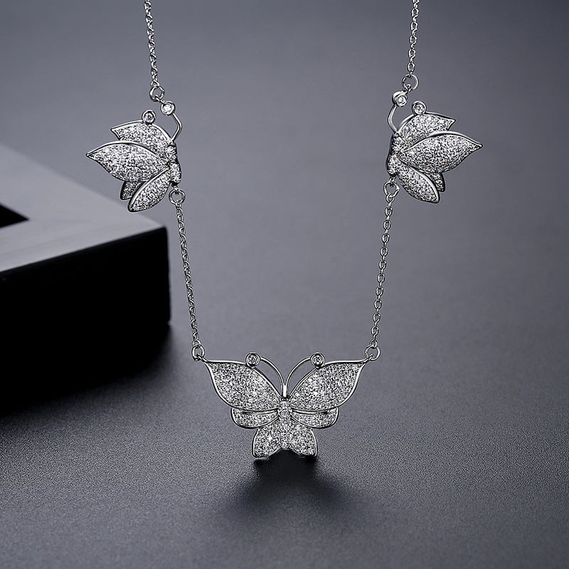 Papillonne Élégance Kolye