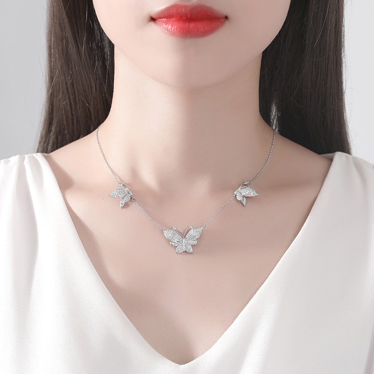 Papillonne Élégance Kolye